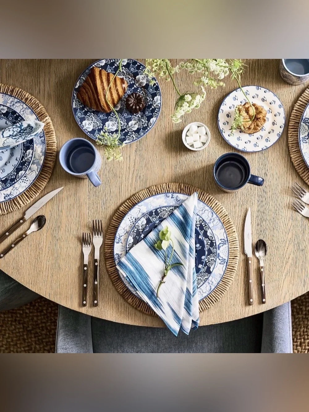 Pottery Barn Blue and White Brushstroke Cotton Napkins - Set of 4